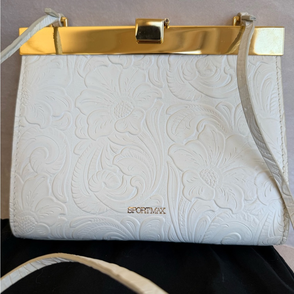 MAX MARA White Sport max
SENSE- Mini Mondo Cross Body Bag
Small Leather Bag
